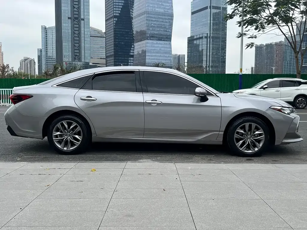 Toyota Avalon 2021 из CN, фото 10