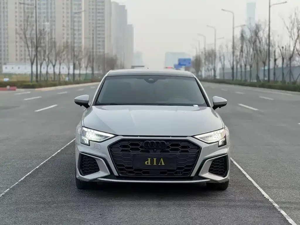 Audi A3 2024 из CN, фото 2