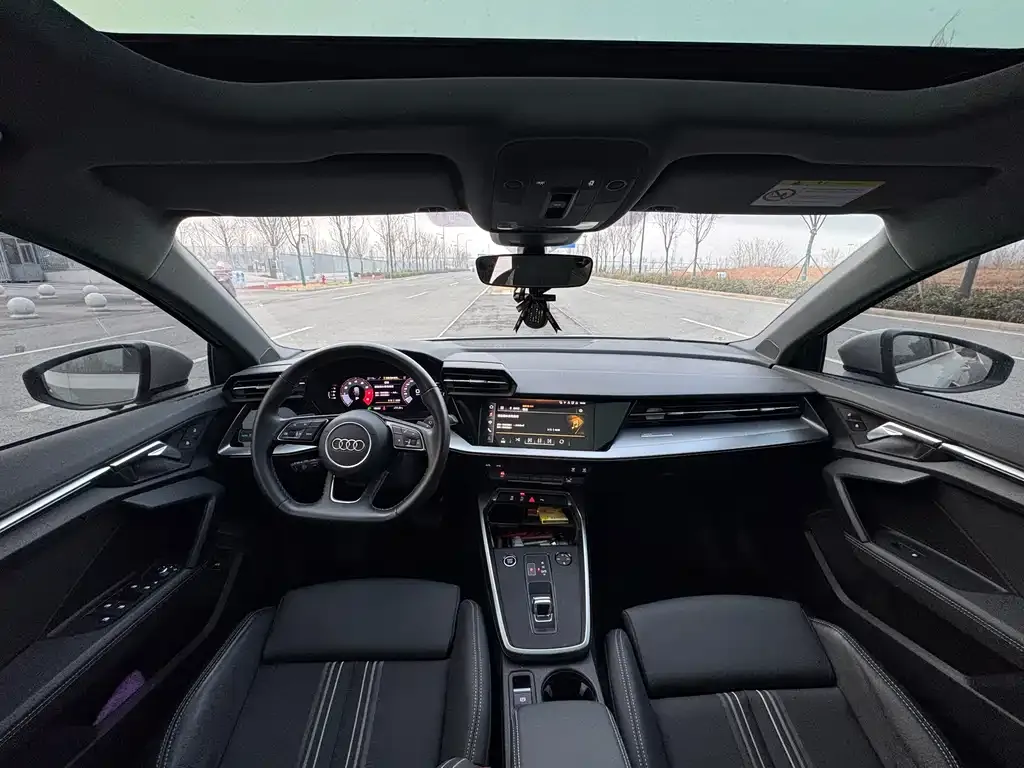 Audi A3 2024 из CN, фото 9