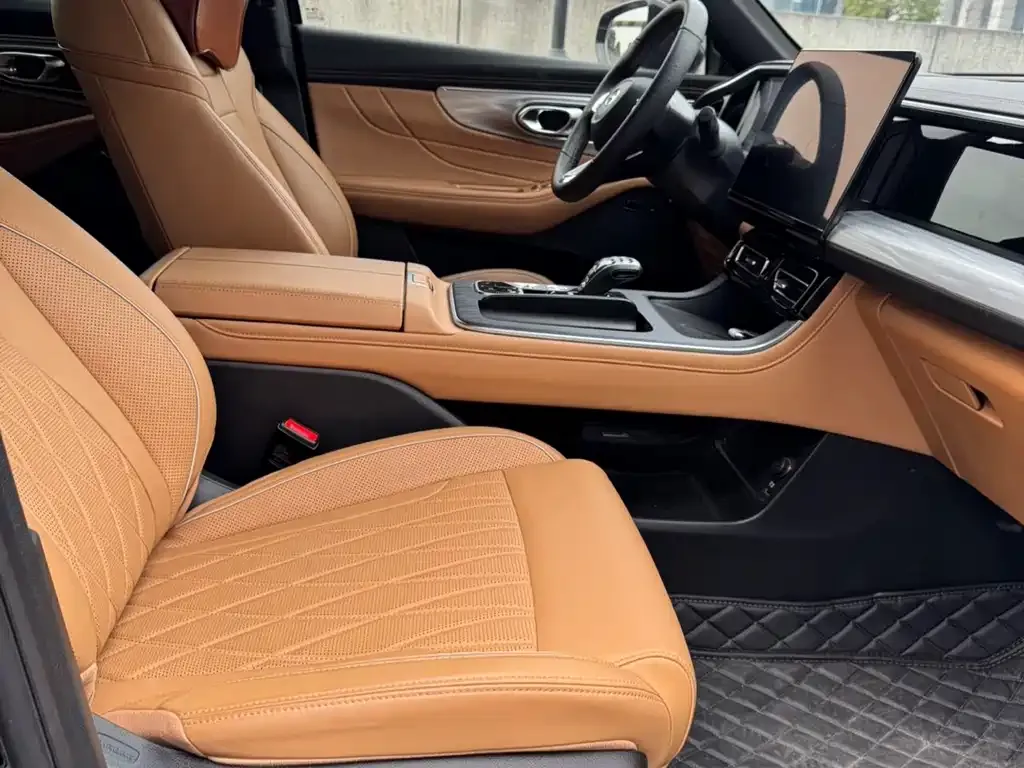 GAC Motor Trumpchi GS8 — фото 6