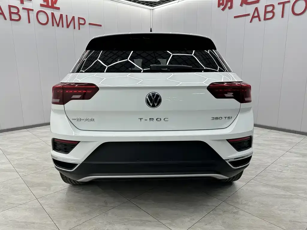 Volkswagen T-Roc — фото 5