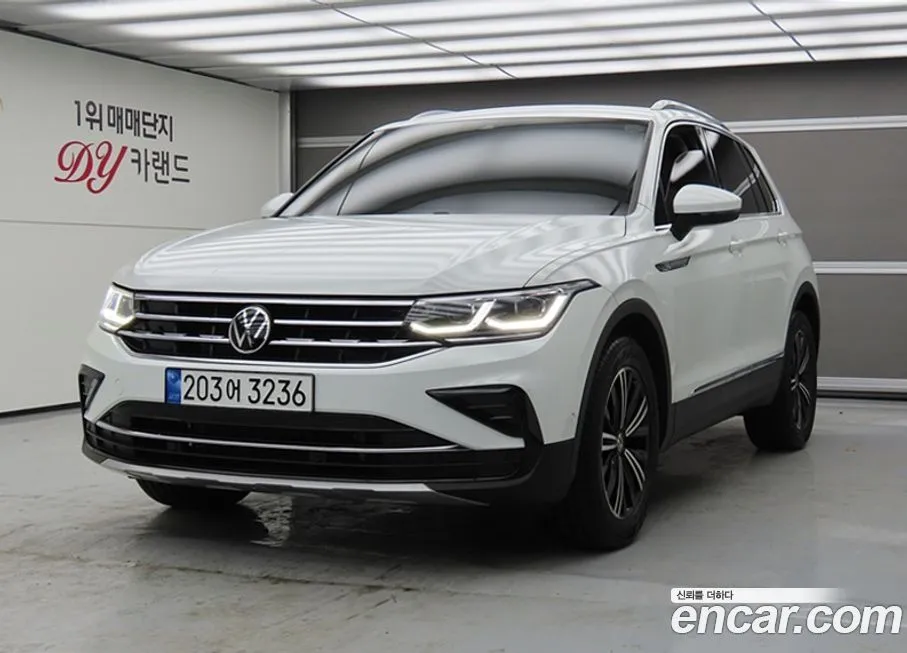 Volkswagen Tiguan — фото 1