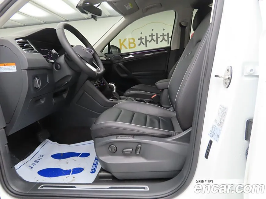 Volkswagen Tiguan — фото 5