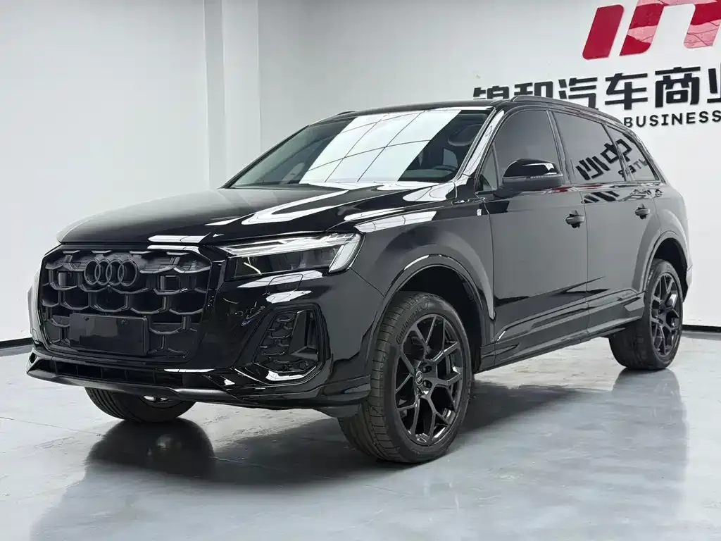Audi Q7 2025 из CN, фото 1