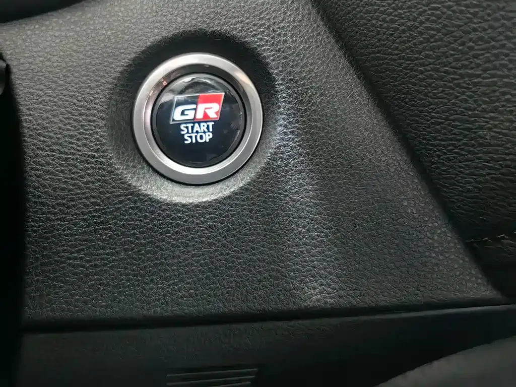 Toyota Corolla 2023 из CN, фото 10