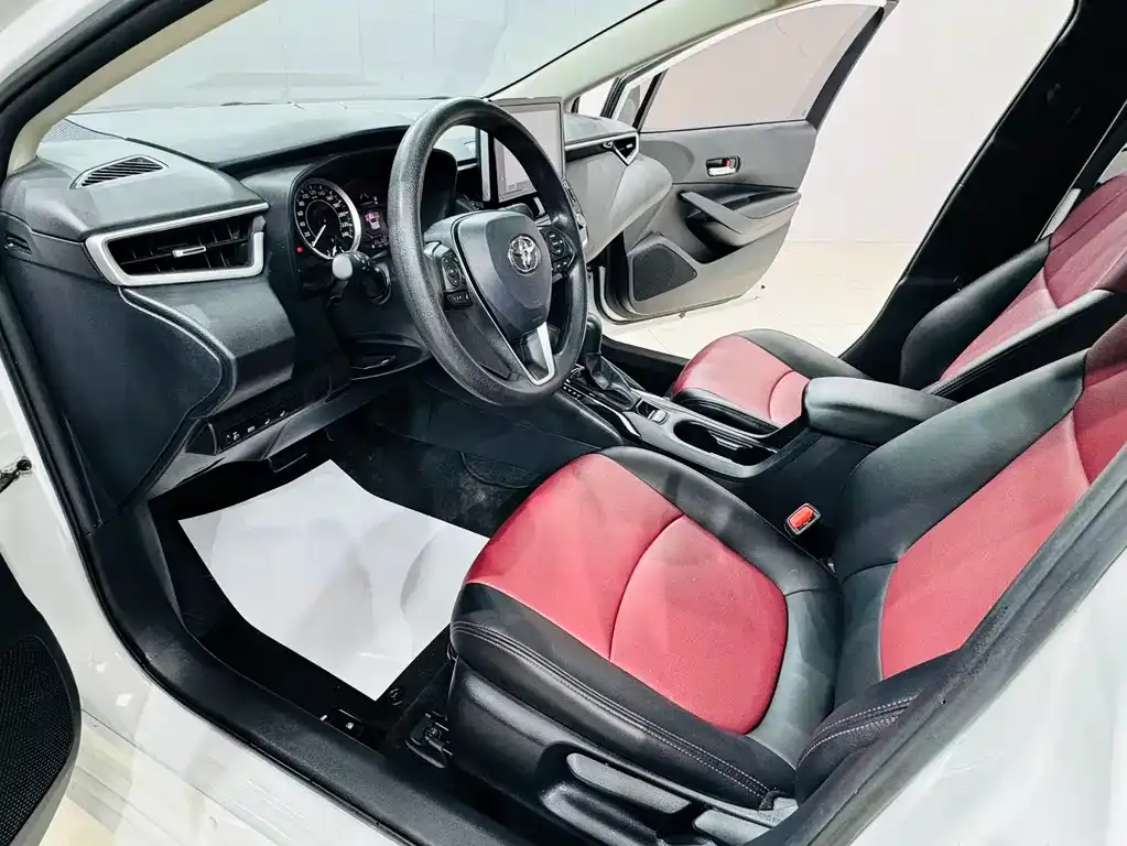 Toyota Corolla — фото 3