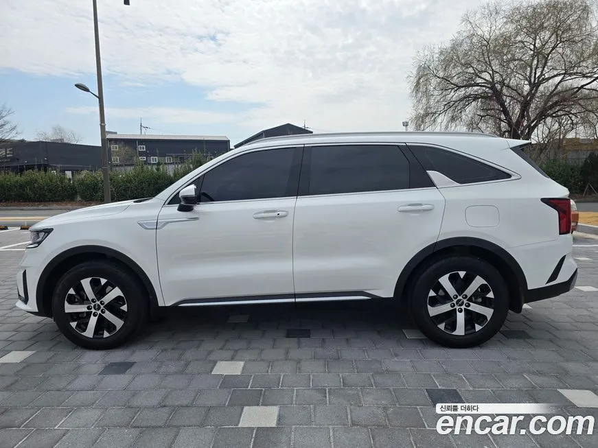 Kia Sorento — фото 3