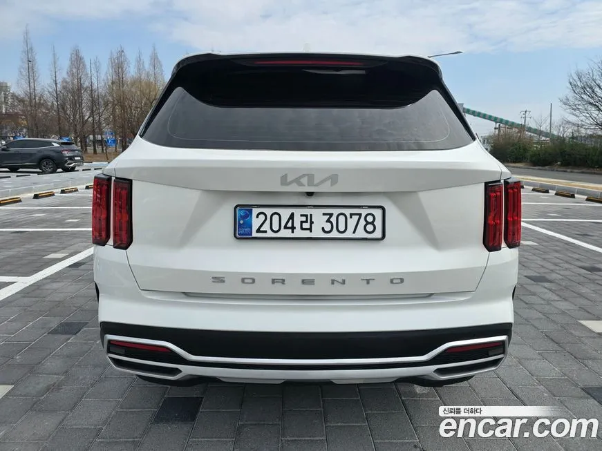 Kia Sorento — фото 9