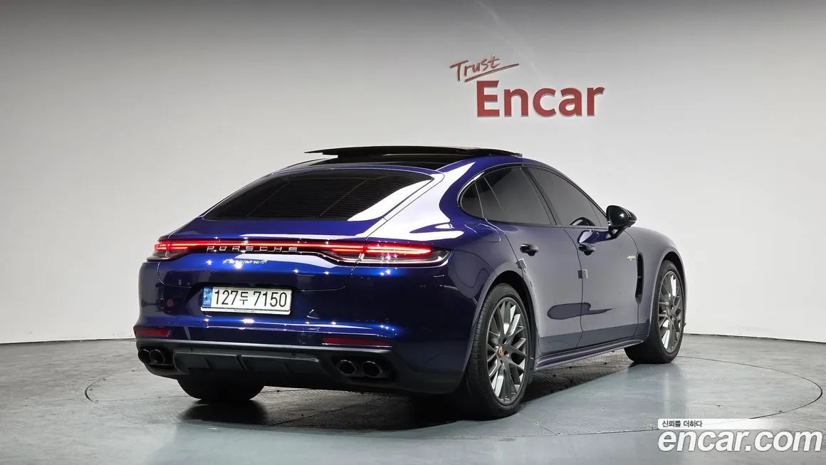 Porsche Panamera 2021 из KR, фото 2
