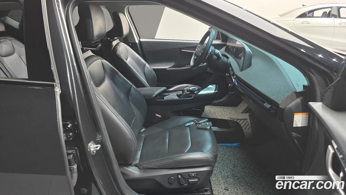 Kia EV6 2023 из KR, фото 6