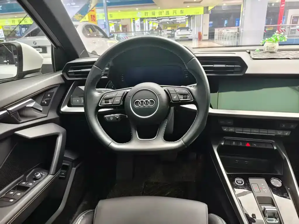 Audi A3 — фото 8