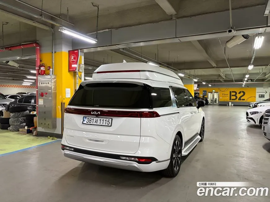 Kia Carnival — фото 10