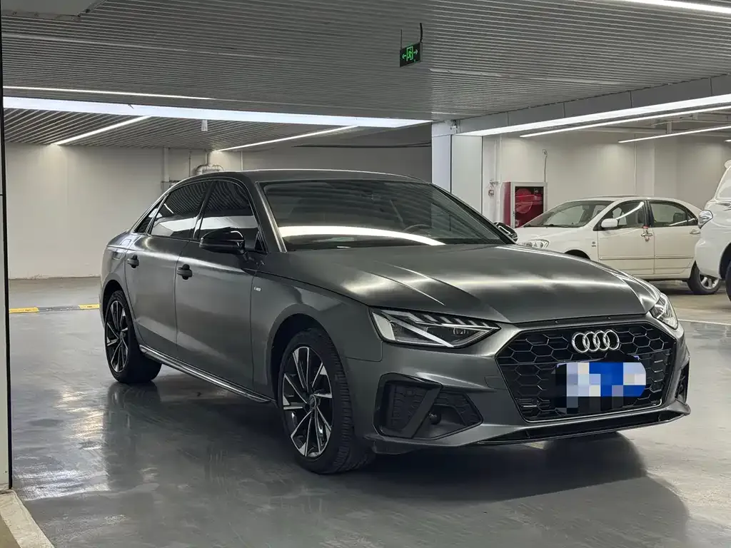 Audi A4L 2022 из CN, фото 7