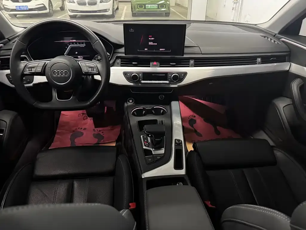 Audi A4L 2022 из CN, фото 3