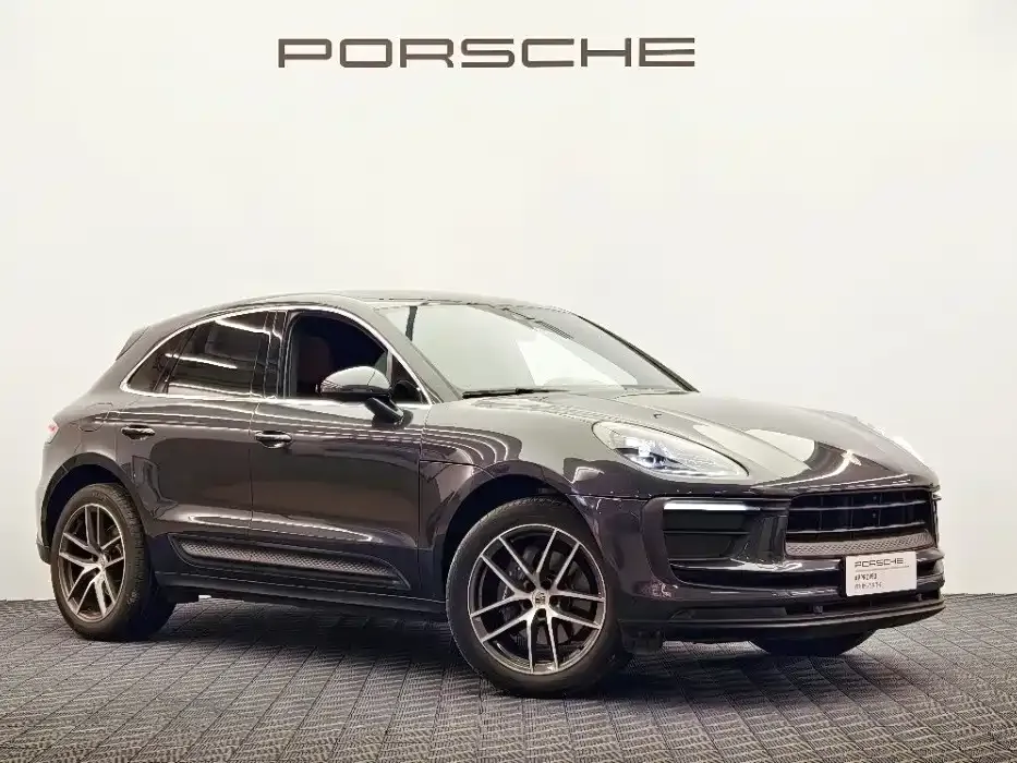 Porsche Macan — фото 1