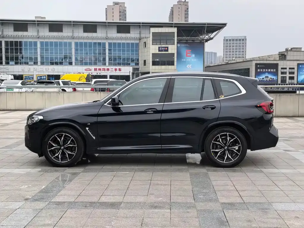 BMW X3 2022 из CN, фото 3