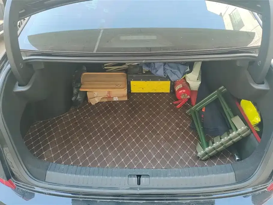 Volkswagen Passat — фото 4