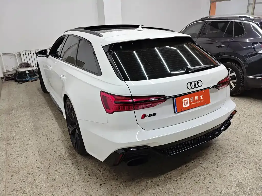 Audi RS 6 2024 из CN, фото 3