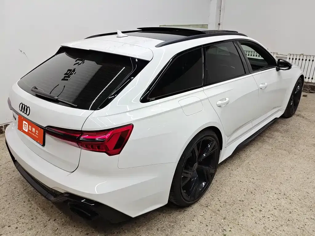 Audi RS 6 2024 из CN, фото 4