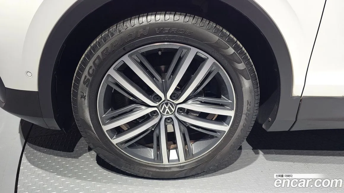Volkswagen Tiguan 2022 из KR, фото 9