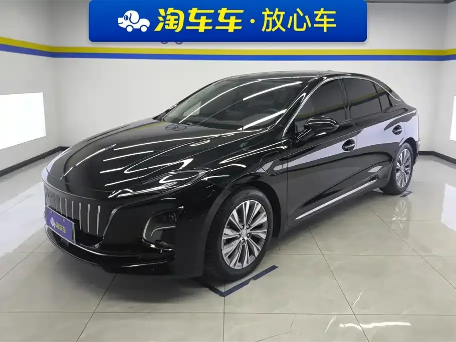 Hongqi E-QM5 — фото 1