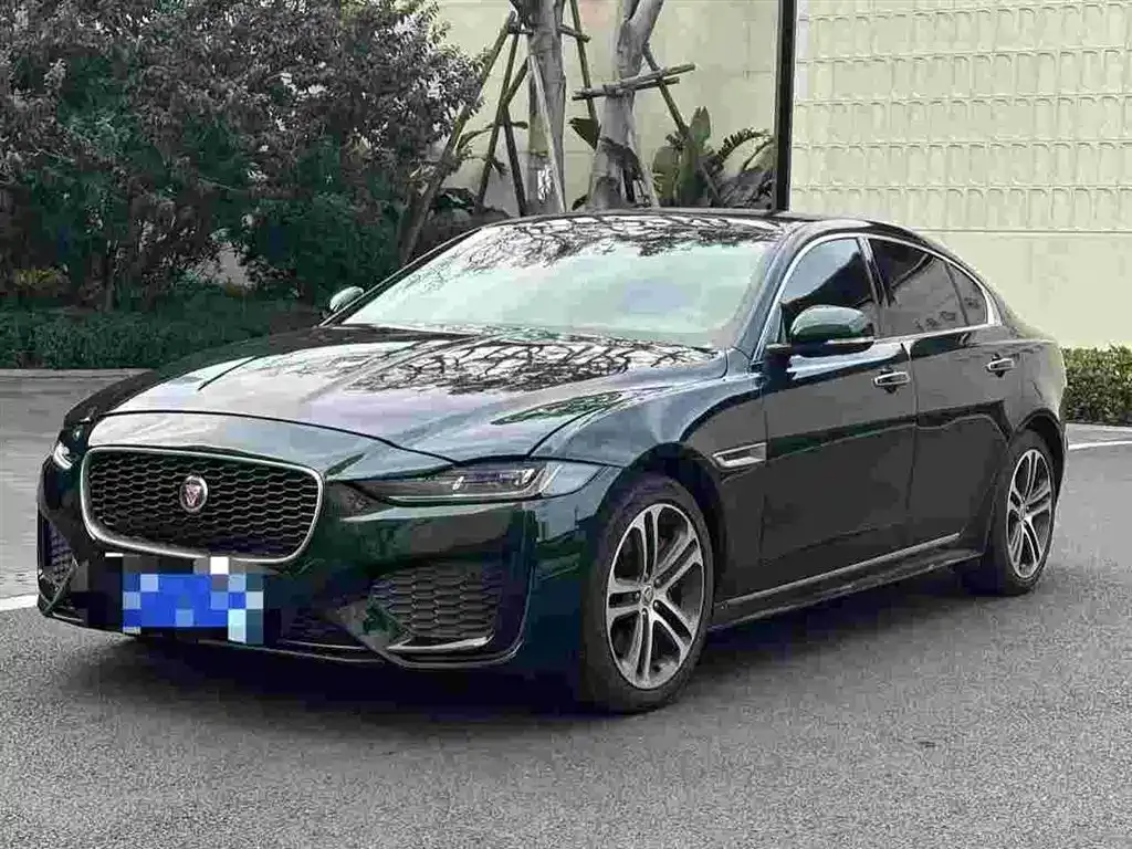 Jaguar XEL — фото 1