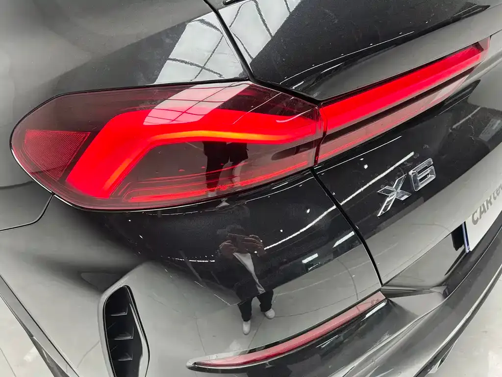 BMW X6 2023 из CN, фото 4