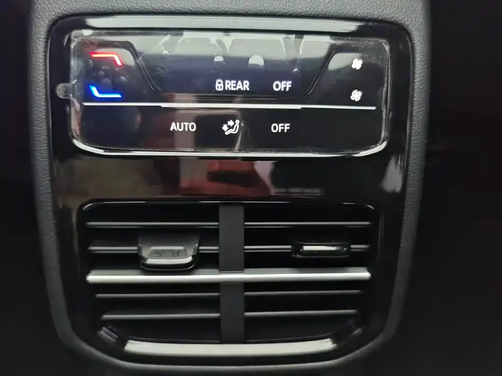 Volkswagen Passat — фото 2