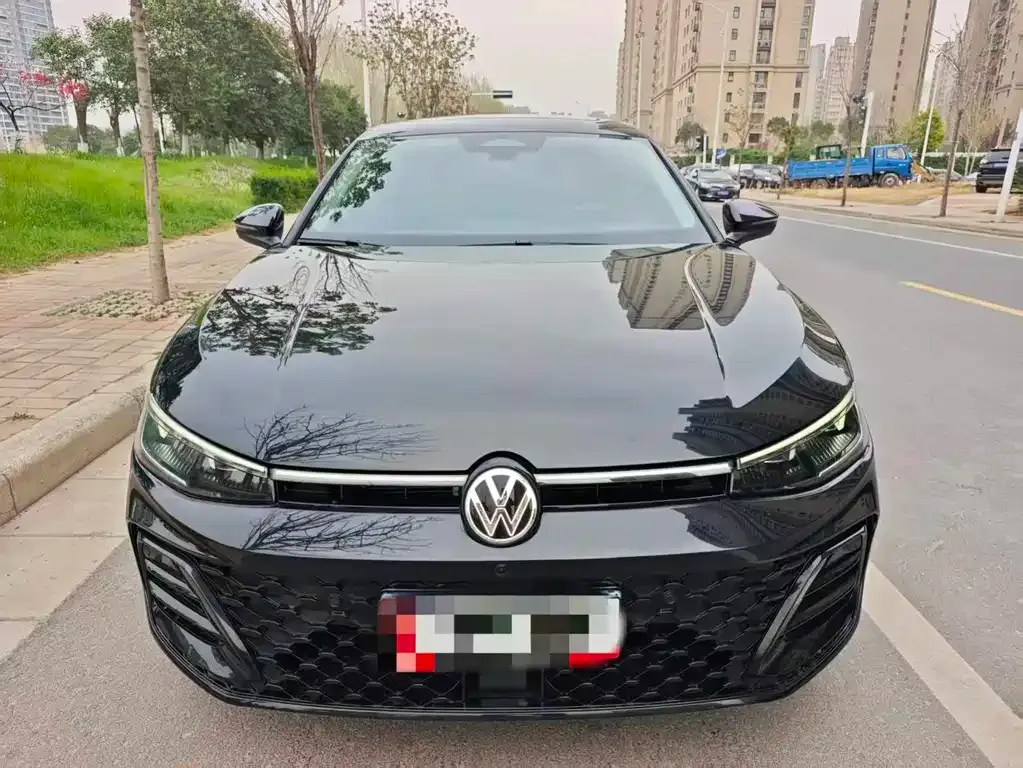 Volkswagen Passat — фото 7