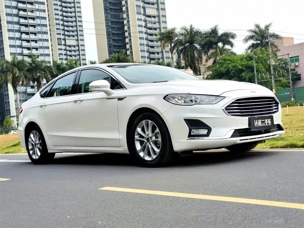 Ford Mondeo — фото 5