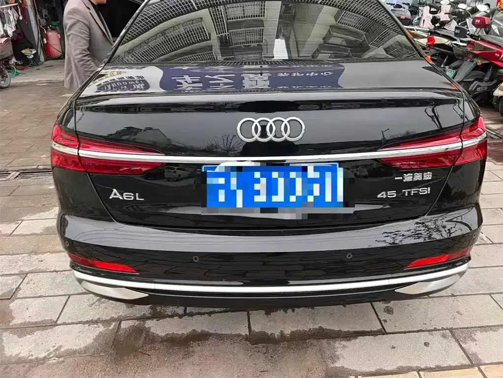 Audi A6L — фото 6