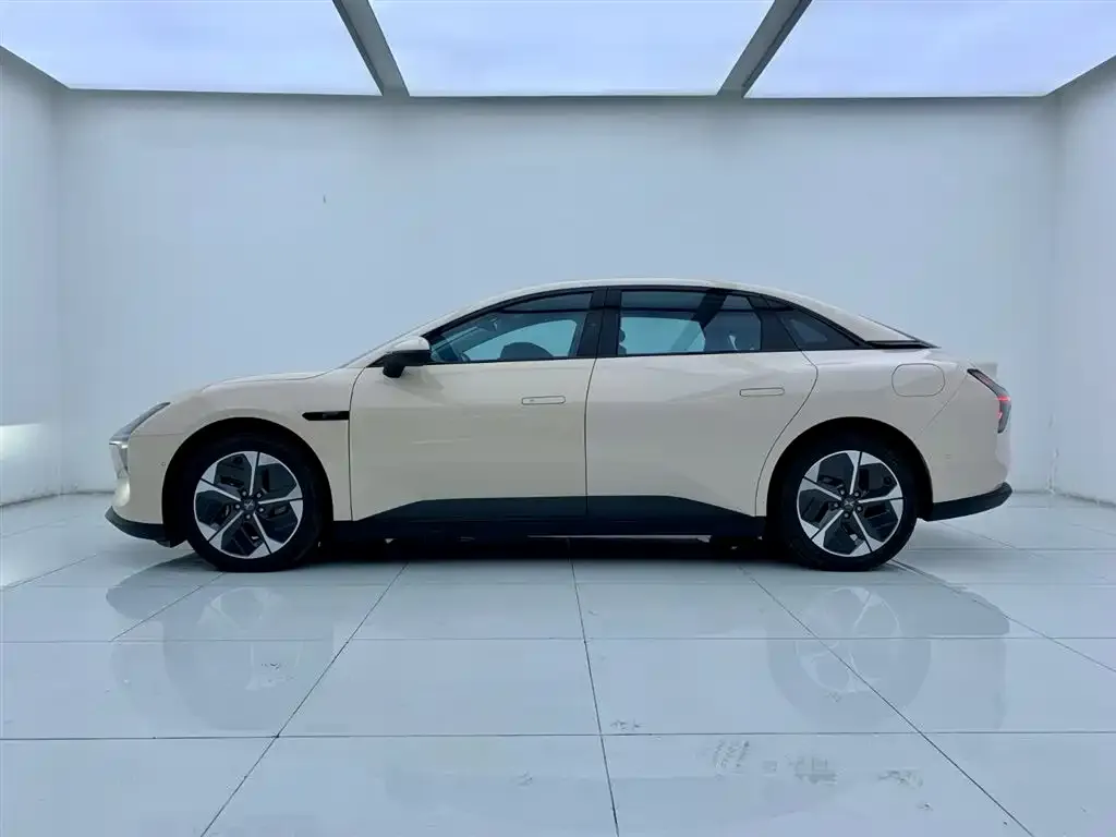 XPeng MONA M03 2024 из CN, фото 4