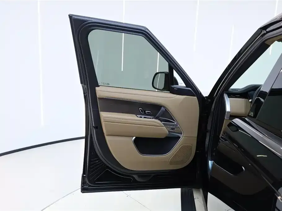 Land Rover Range Rover 2025 из CN, фото 4