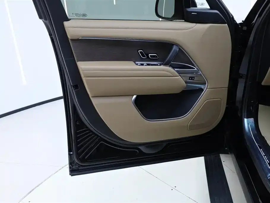 Land Rover Range Rover 2025 из CN, фото 5