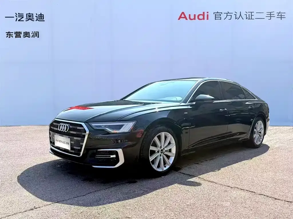 Audi A6L — фото 1