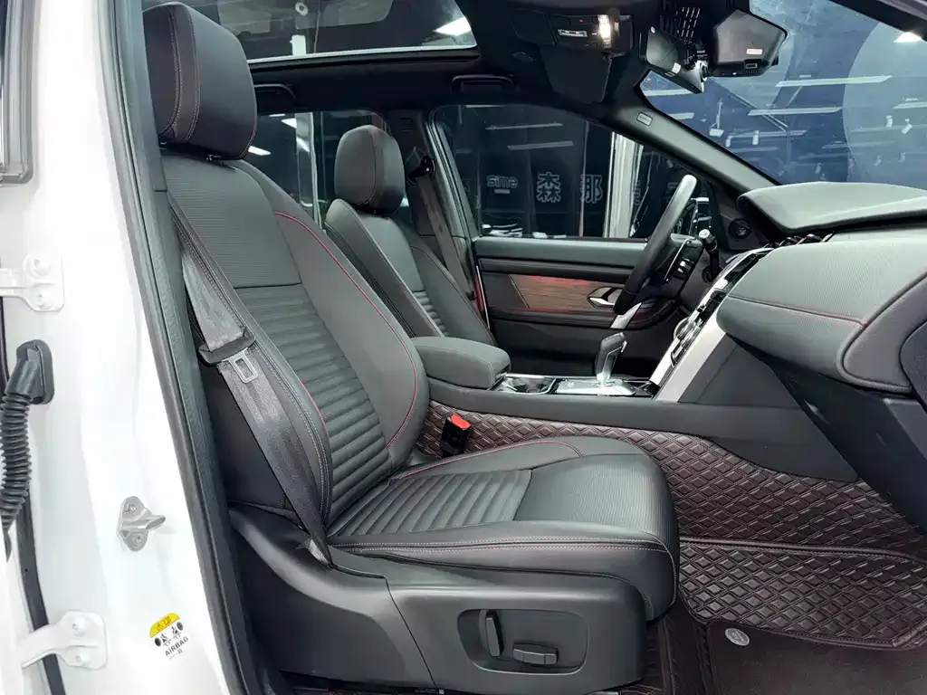 Land Rover Discovery Sport Hybrid — фото 2