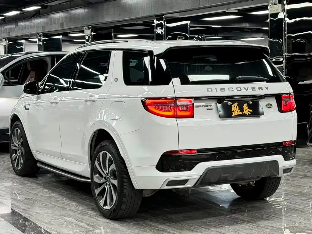 Land Rover Discovery Sport Hybrid — фото 3
