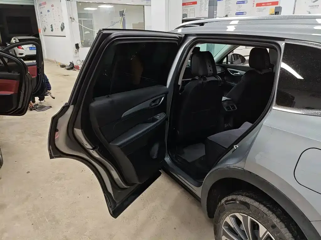 Buick Envision Plus — фото 4