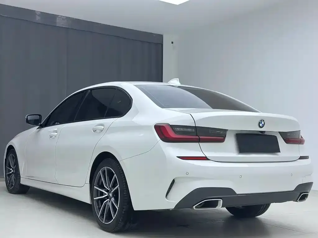 BMW 3 Series — фото 10