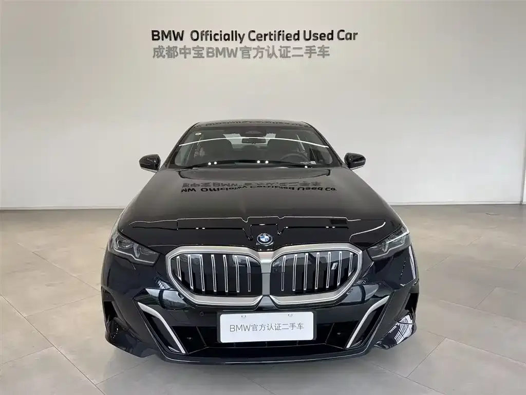 BMW i5 2025 из CN, фото 5