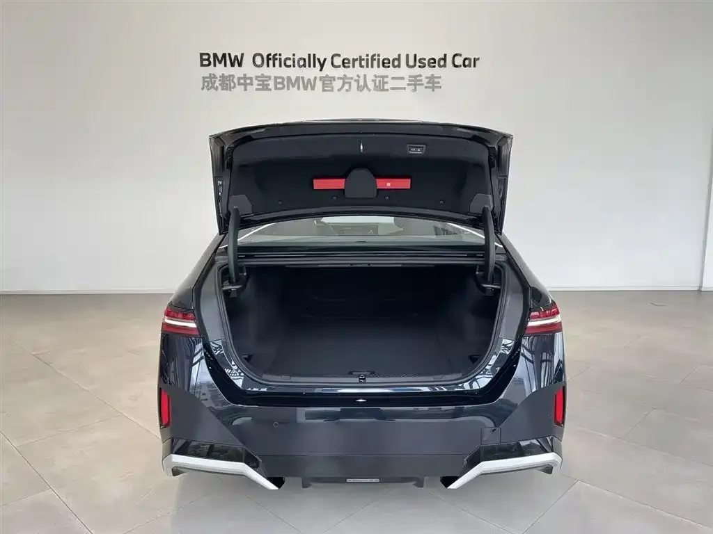 BMW i5 2025 из CN, фото 3