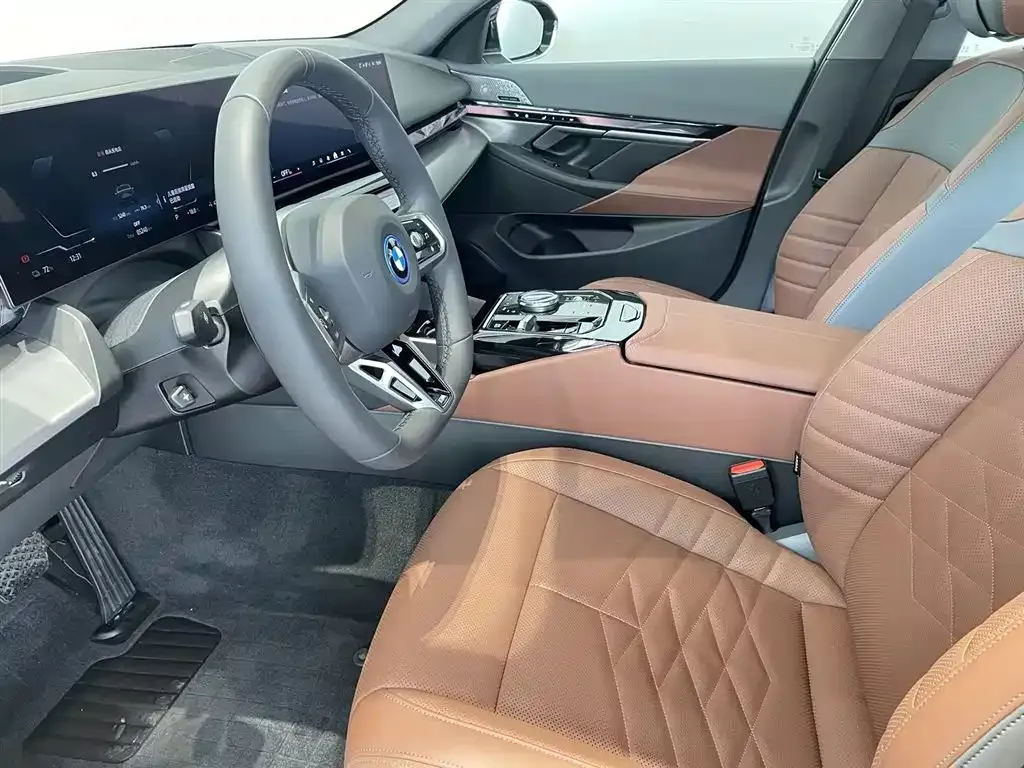 BMW i5 2025 из CN, фото 10