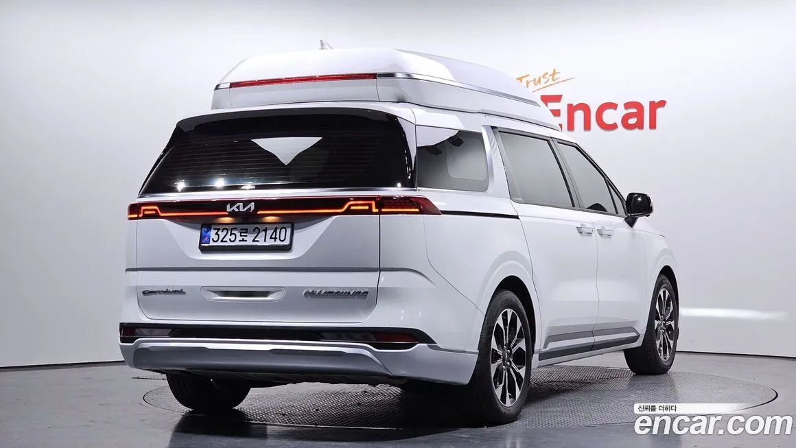 Kia Carnival — фото 5