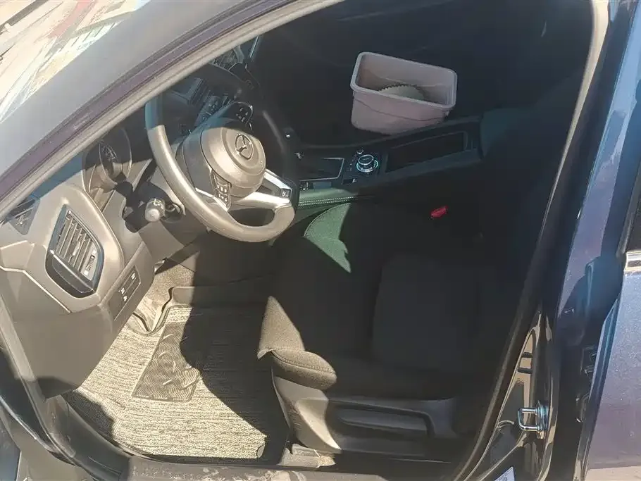 Mazda CX-4 2021 из CN, фото 7