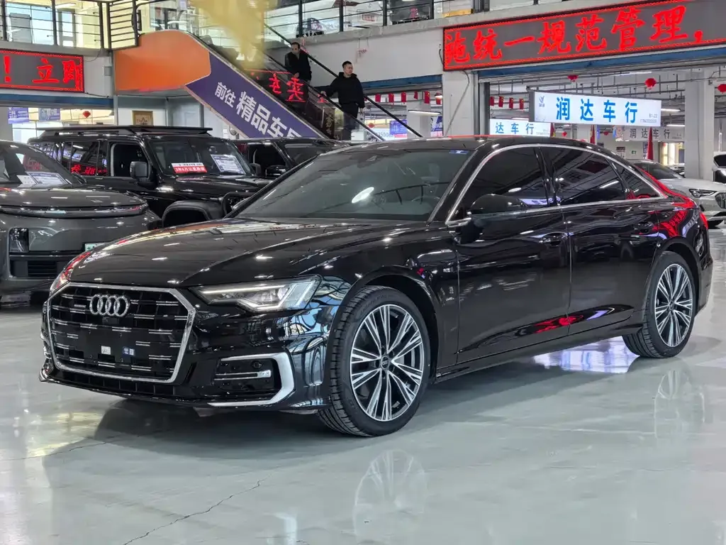 Audi A6L 2023 из CN, фото 1