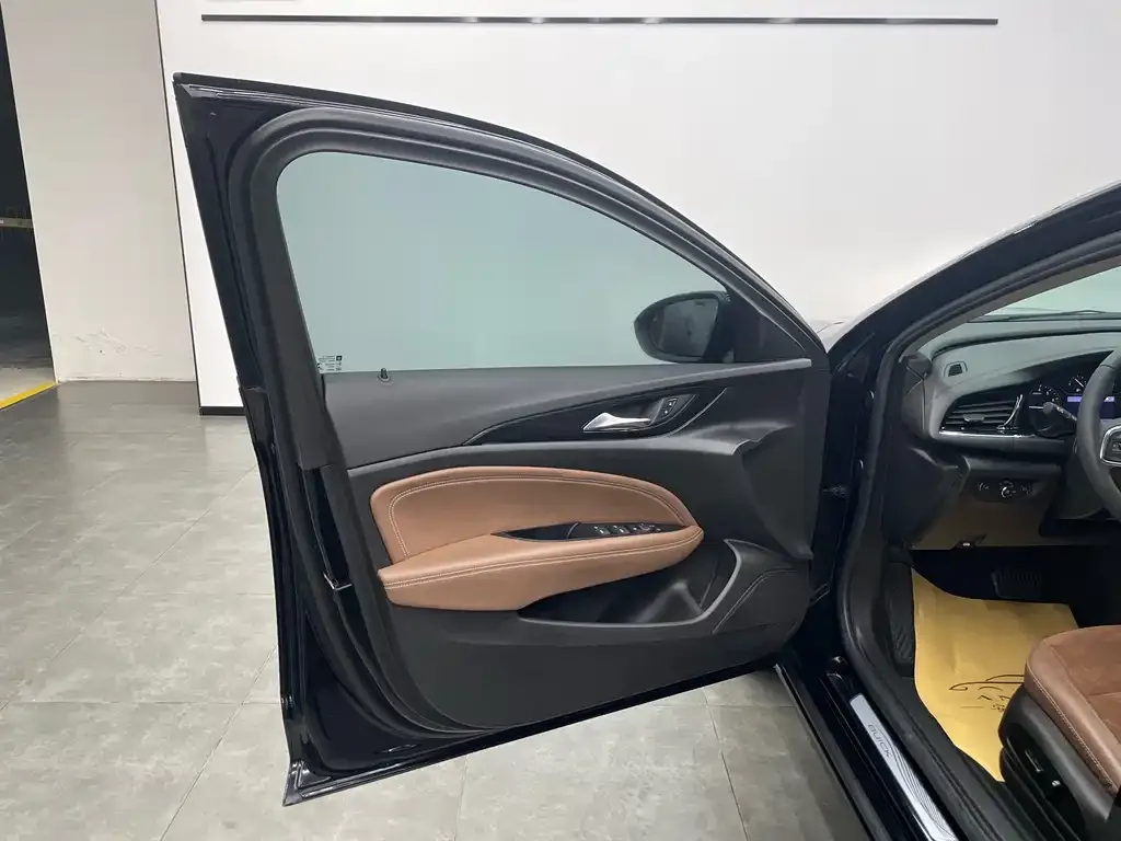 Buick Regal — фото 4