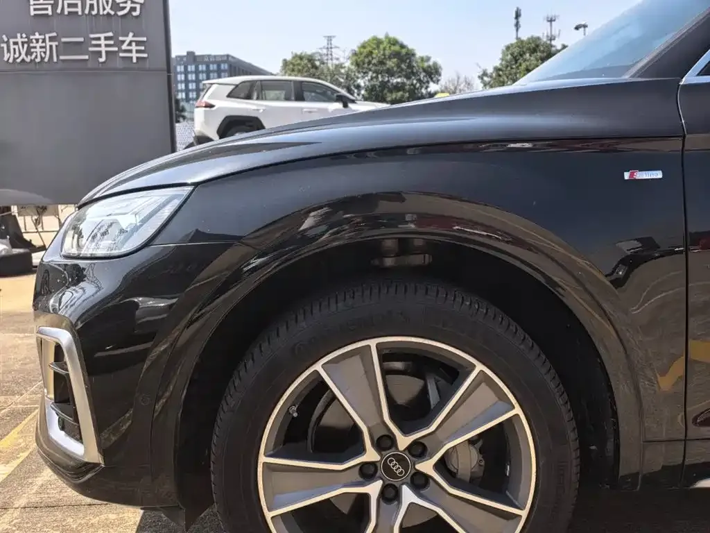 Audi Q5L 2023 из CN, фото 5