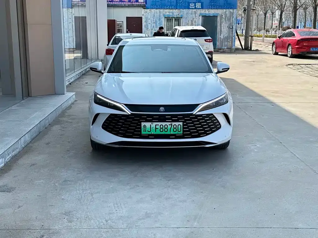 BYD Qin L — фото 8