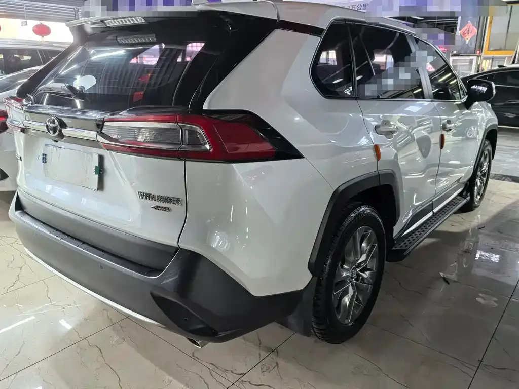 Toyota Wildlander 2021 из CN, фото 9