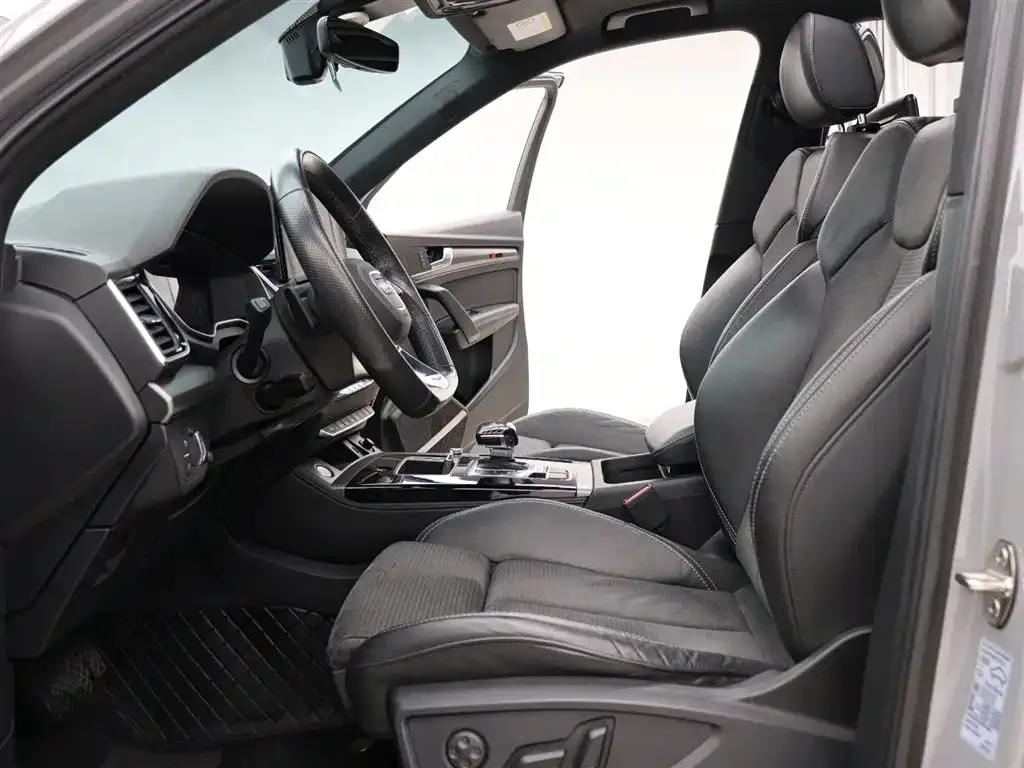 Audi Q5L Sportback 2021 из CN, фото 5